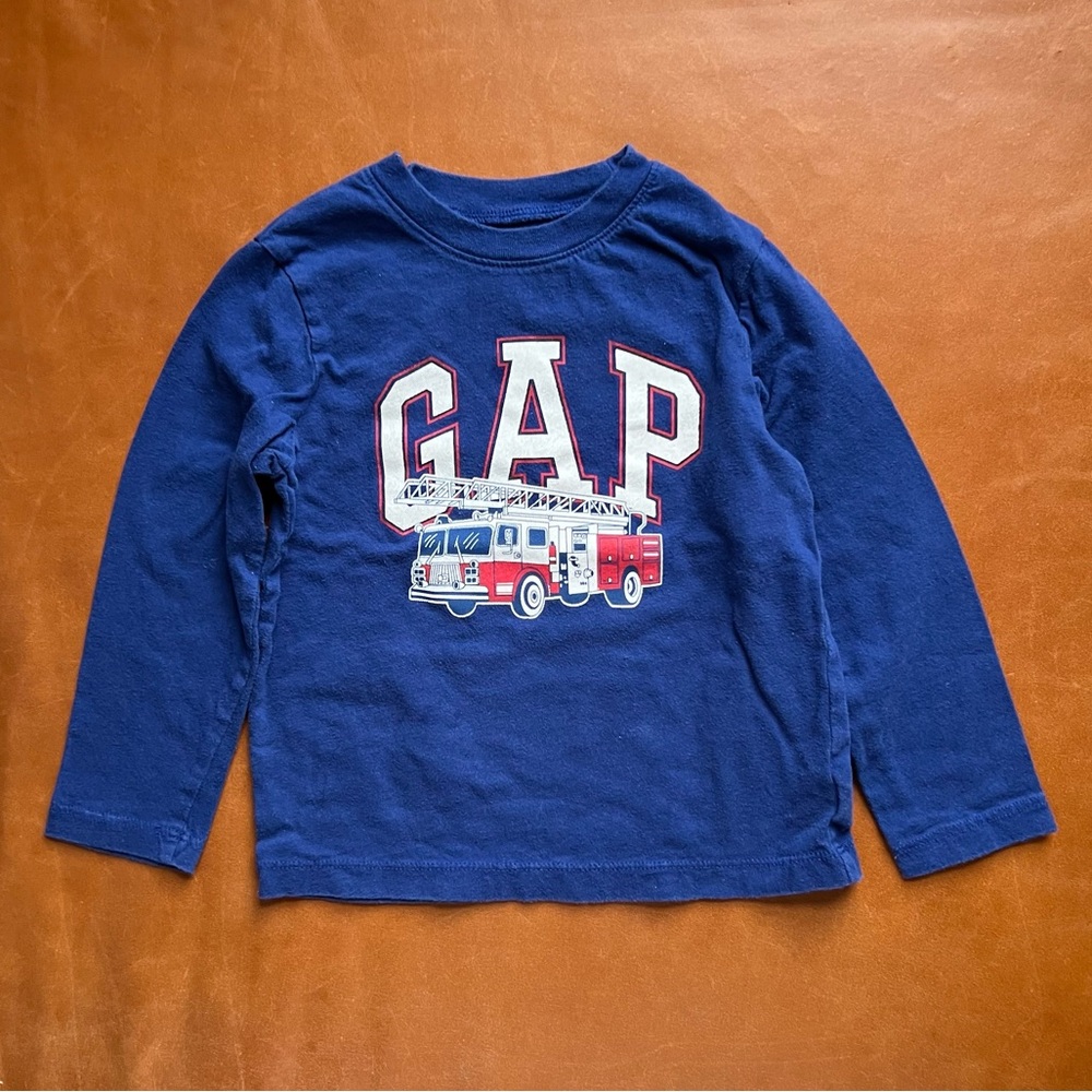 GAP Baby Fire Truck 100% Cotton Blue Tee, 4T